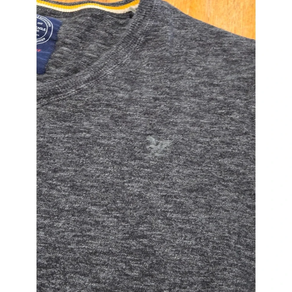 American Eagle Mens Large Charcoal Gray V-Neck Marl Cotton Athletic Fit Sweater